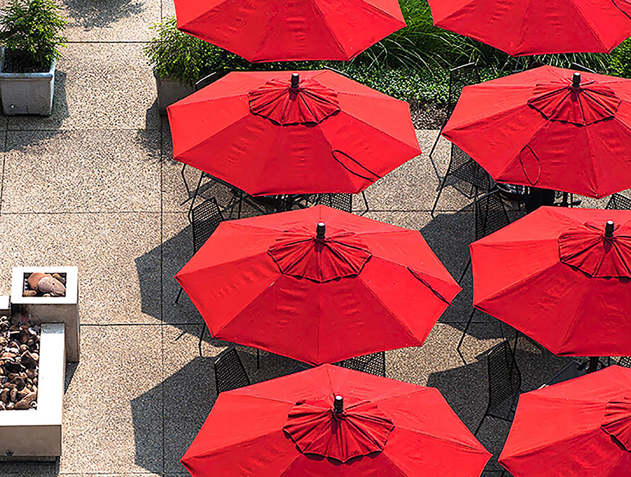 HG-TR-Patio-Umbrellas_hgweb_careers2